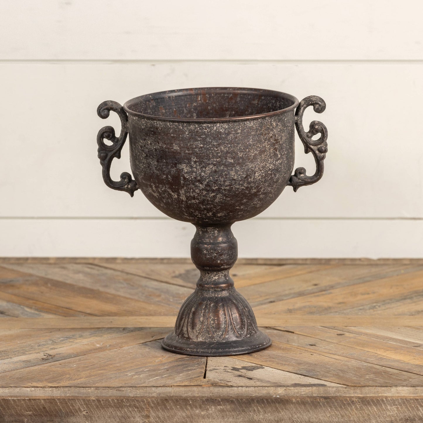 9.75" MARIETTA URN
